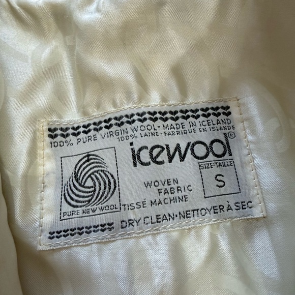 Elegant Black and White Cape Icelandic Design Vintage Small 100% Virgin Wool - Picture 5 of 9